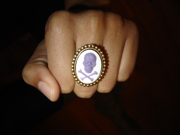 bague tete de mort Queen cool.jpg