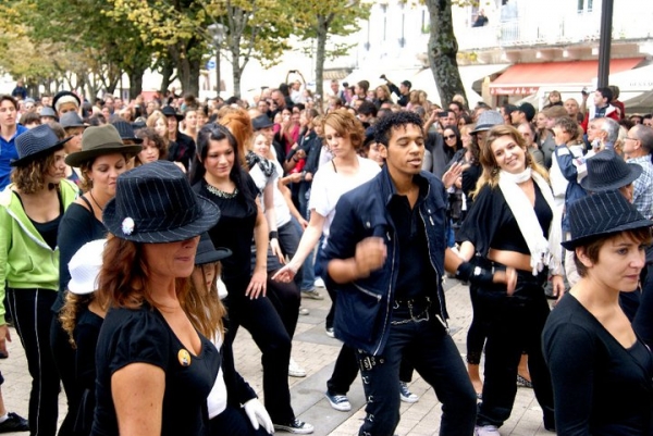 flash mob LR _aude Liltoff 1.jpg