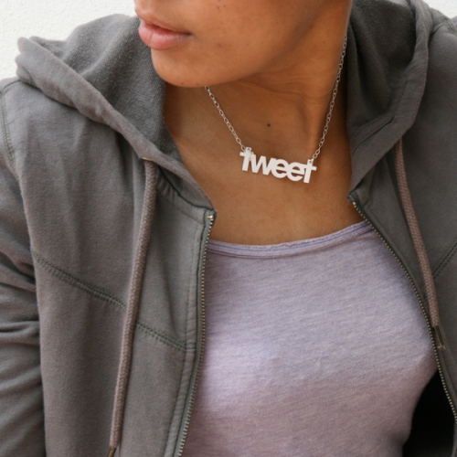 Collier Tweet de Plastique.jpg