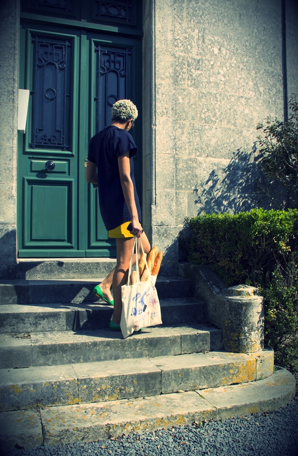  chemise misericordia, tote bag waiting for the sun 