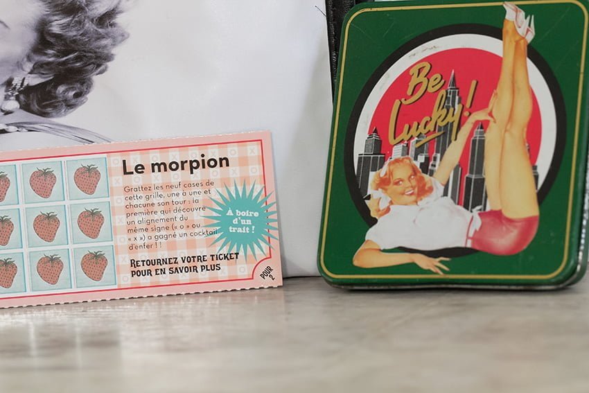 jeu-morpion-grattage-boite-vintage-pin-up-be-lucky